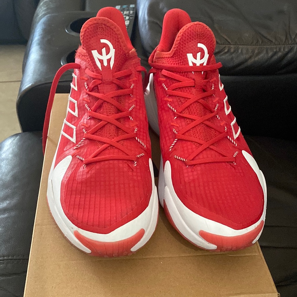 Patrick Mahomes Adidas Mahomes 1 Impact FLX in red size 11.5 with box.